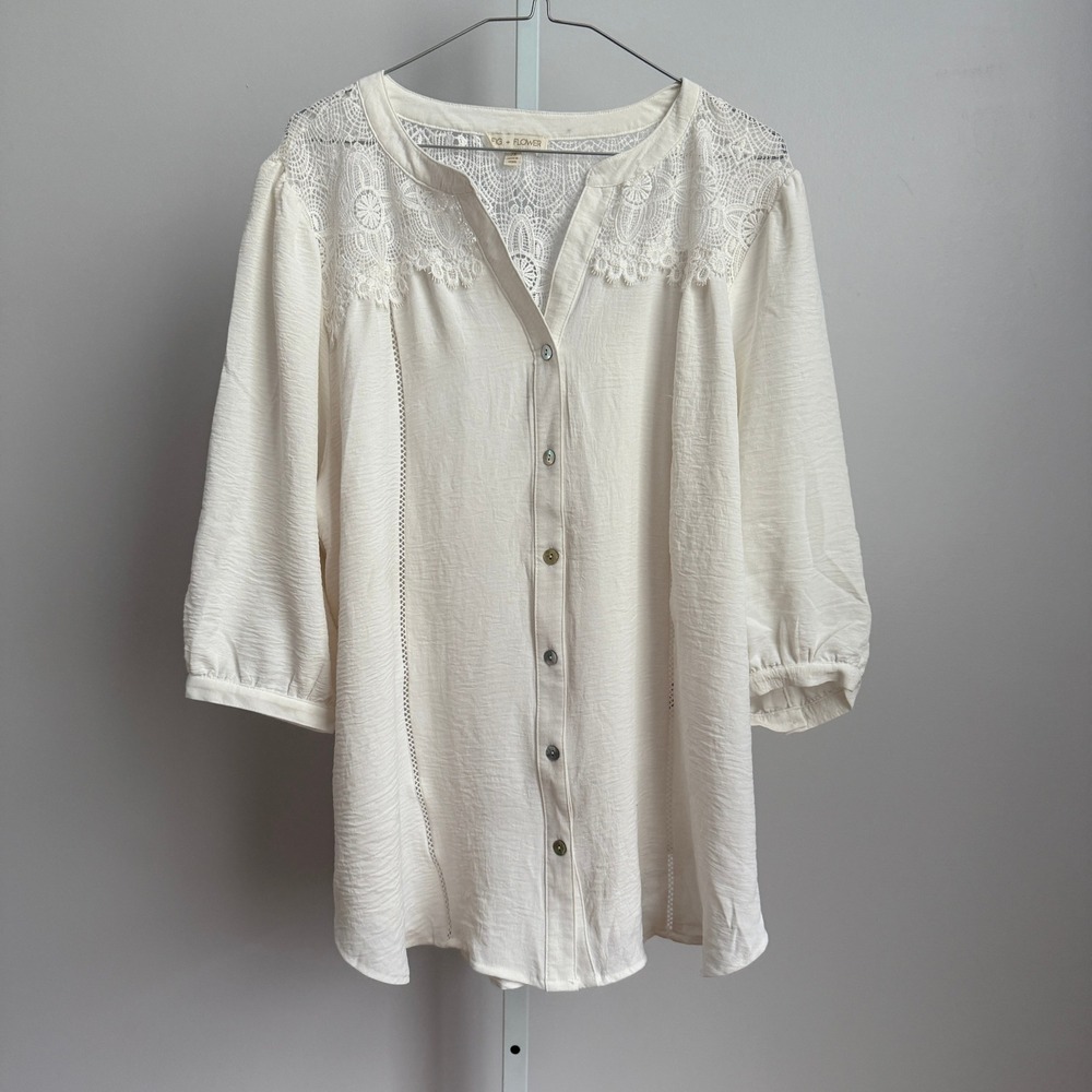 Fig + Flower Women's 2X Button Down Shirt with Crochet boho Blouse